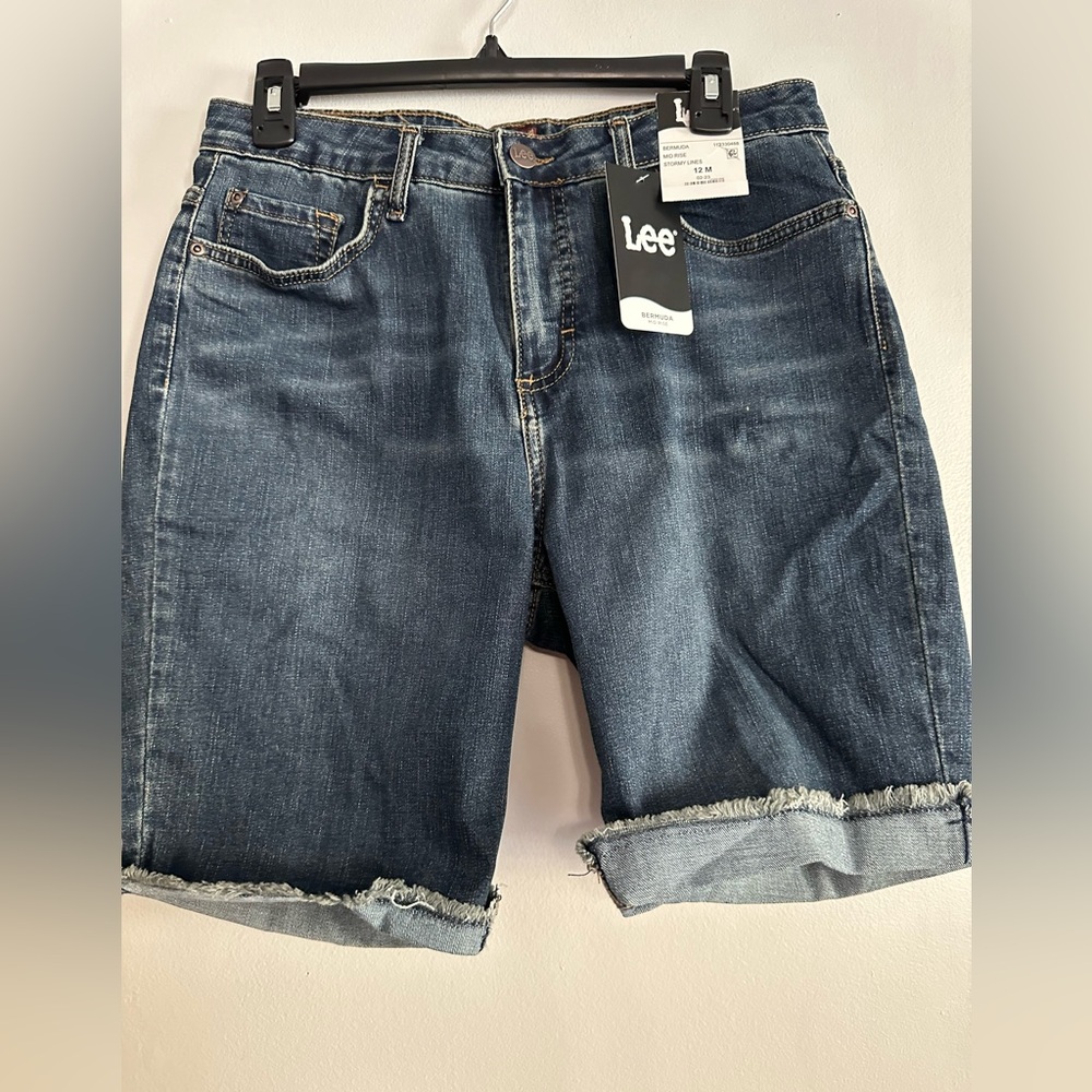 Lee Bermuda mid rise “stormy lines” denim short BNWT